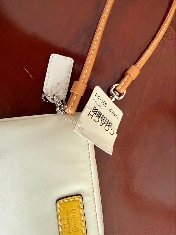 Coach Hamptons Weekend Wristlet - photo 3