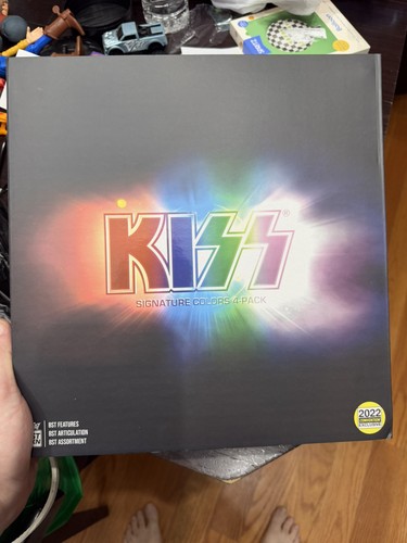 Kiss 4 Pak Action Figures Signature Colors 4 Pak Rare NIB - photo 2
