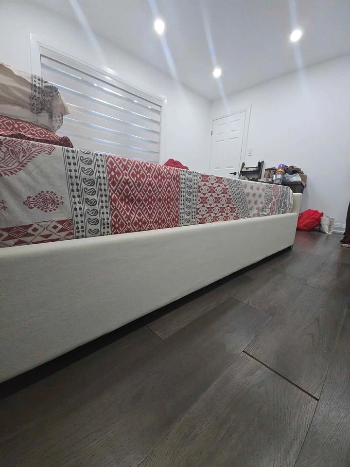 White king size bed in good condition - just the bed frame - photo 3