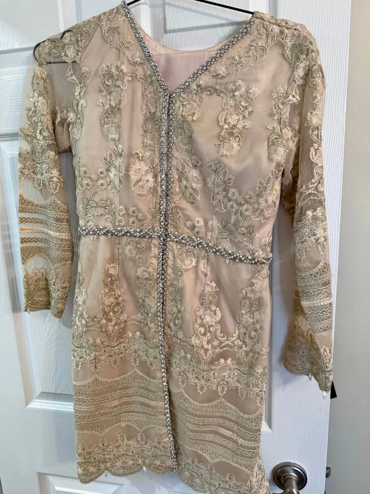 Embroidered Lace Tunic and Pants Set Tread & Motiff