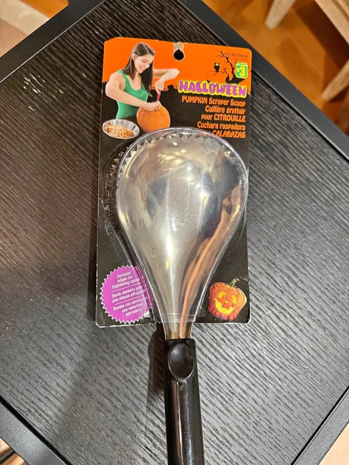 Halloween Pumpkin Scraper Scoop