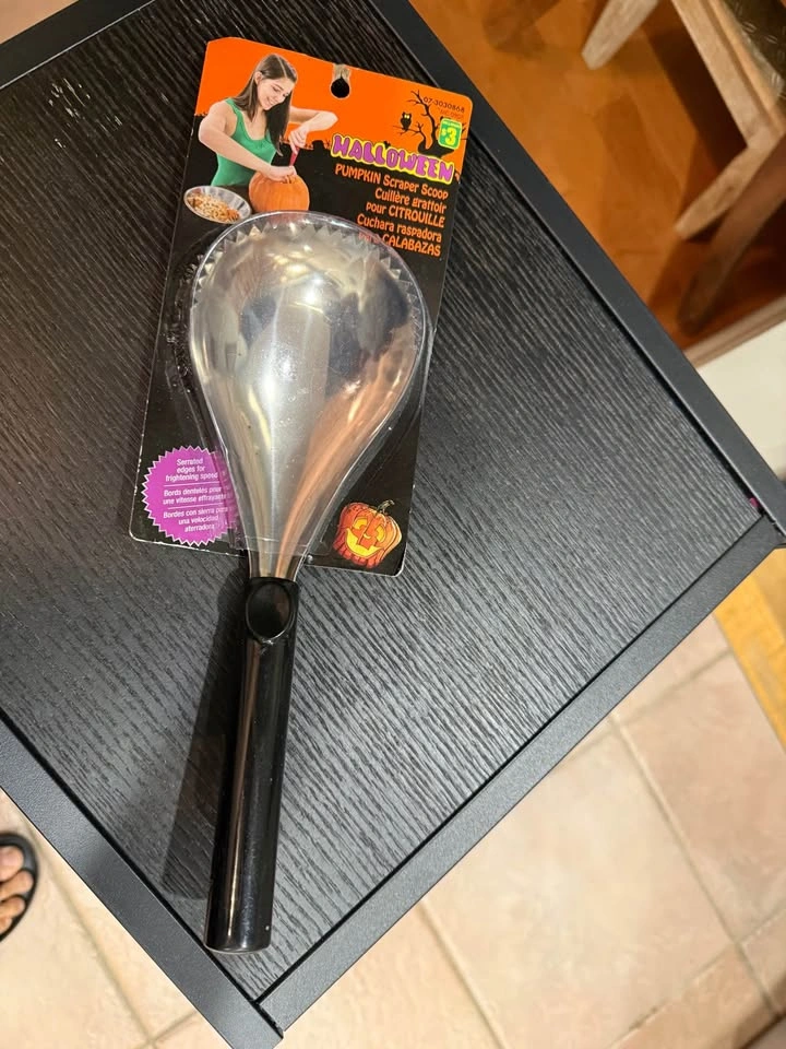 Halloween Pumpkin Scraper Scoop - photo 2