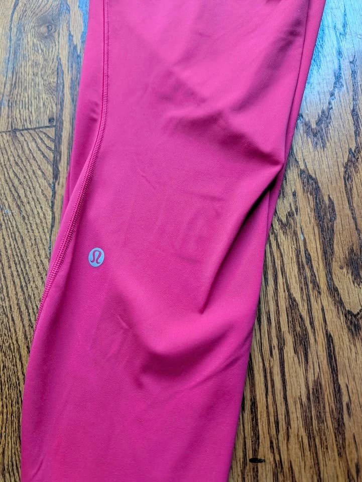 Lululemon Fast and Free High-Rise Tight Size 10 - photo 2