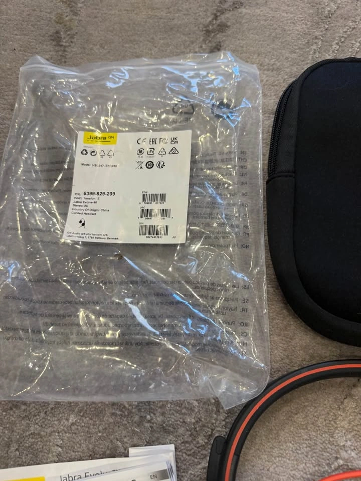 Jabra Evolve 40 UC Stereo Headset - photo 4