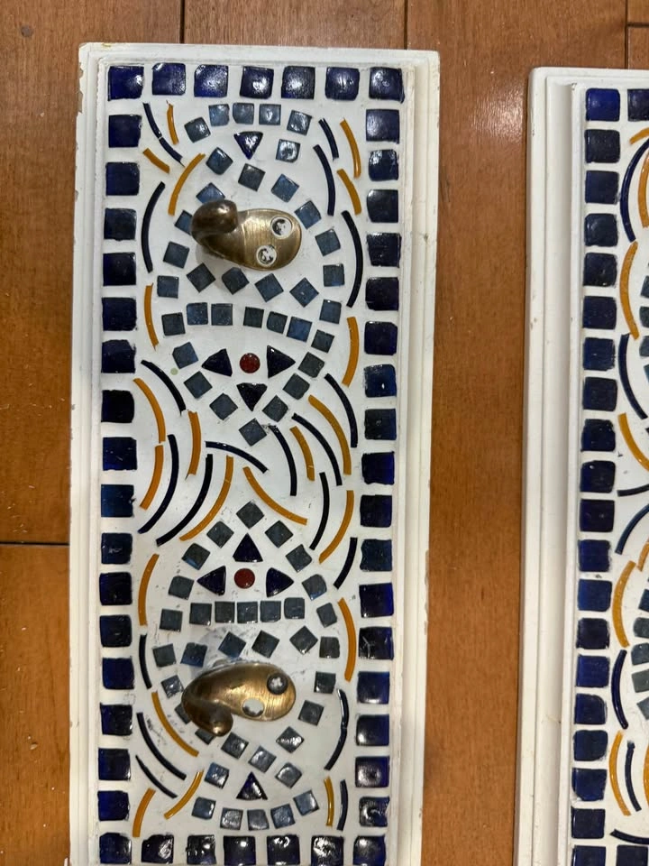 Set of 3 Mosaic Wall Plaques with Hooks - photo 2