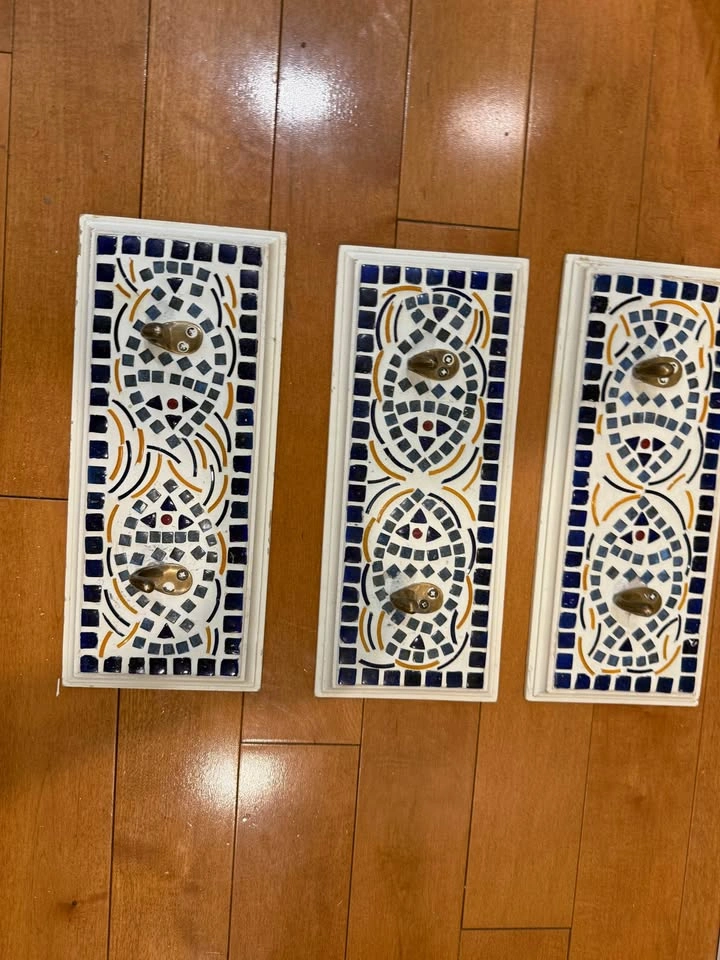 Set of 3 Mosaic Wall Plaques with Hooks - photo 3