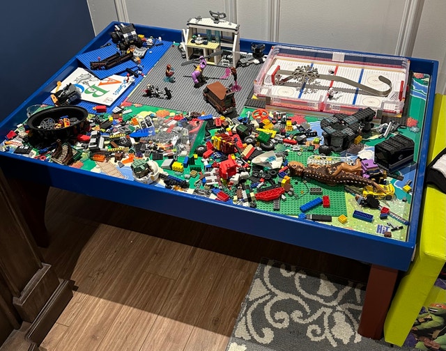 LEGO Play Table