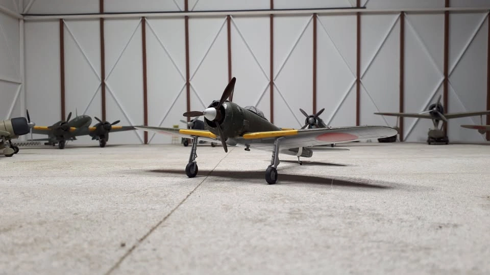 Completed 1/48th scale Ki-43 Oscar plastic model aircraft - photo 5