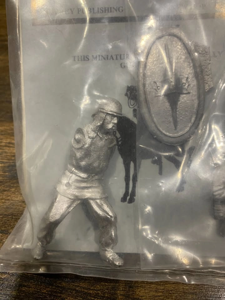 Metal Miniature Soldier Gallic Warrior, 3rd-2nd Century BC - photo 3