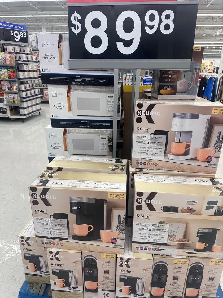 Keurig, descaled & with an extra descaler pack - photo 3