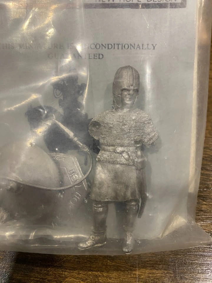 Metal Miniature Soldier Northumbrian Thegn, 9th Century (MA509) - photo 3