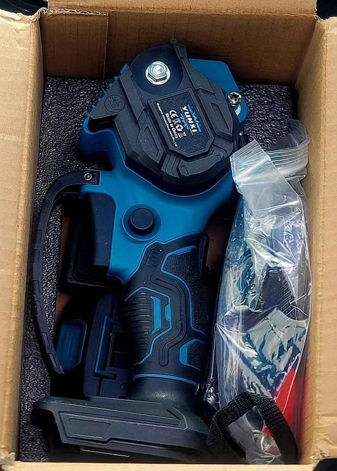 Cordless Lithium-Ion Handheld Mini Chainsaw - photo 3