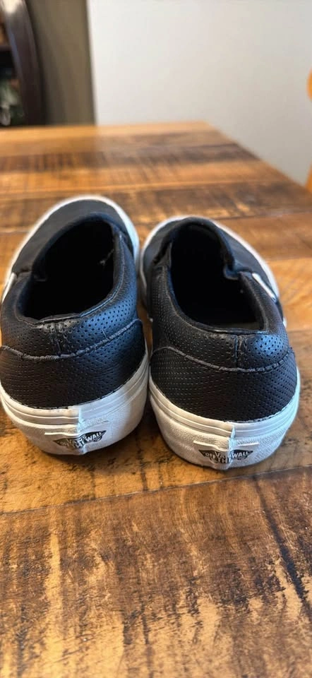 Vans Classic Slip-On Perforated Leather - photo 3