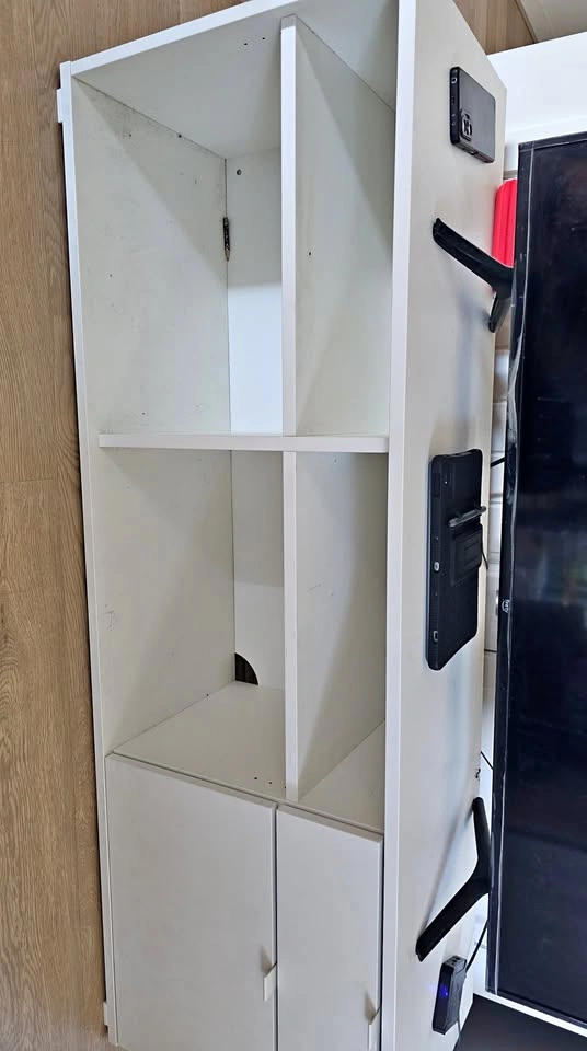 Ikea White TV Cabinet - photo 2