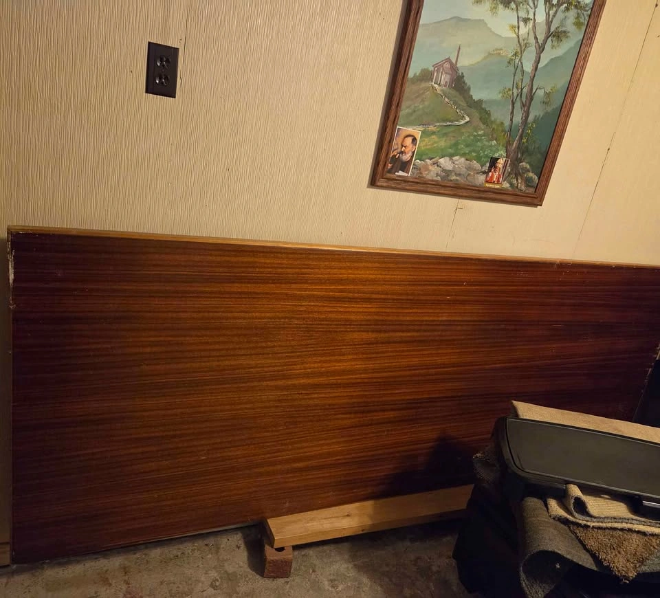 Large Wood Grain Folding Table - photo 2