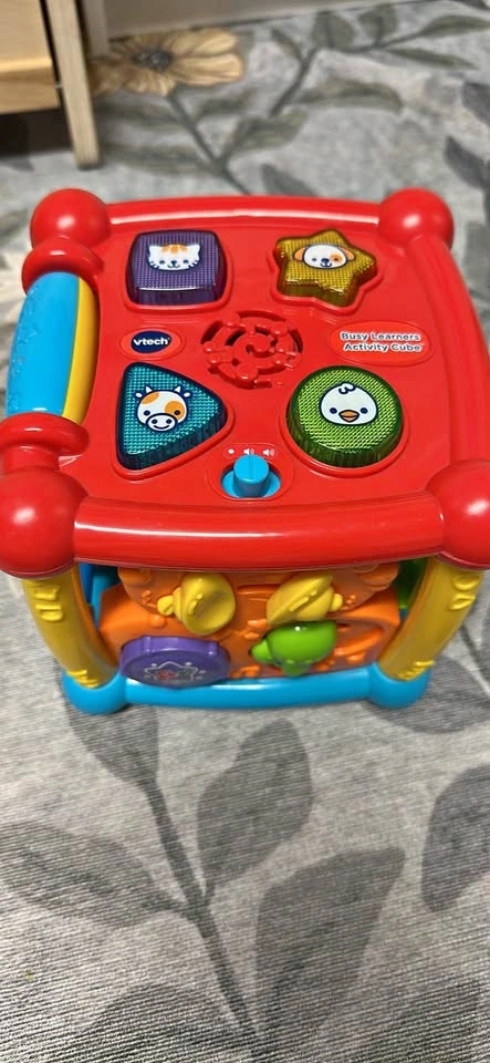 VTech Busy Learners Activity Cube