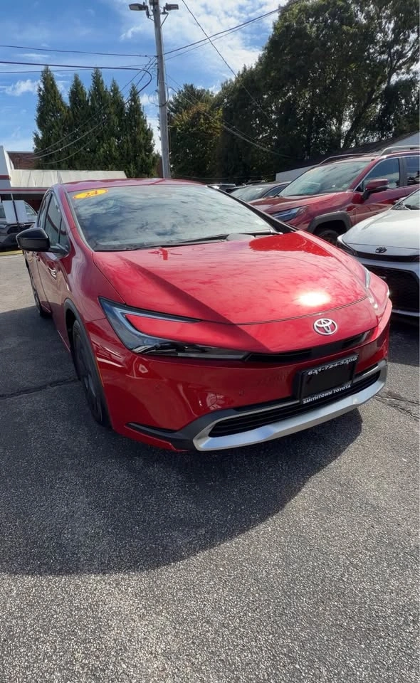 2024 Toyota Prius Prime · SE - photo 3