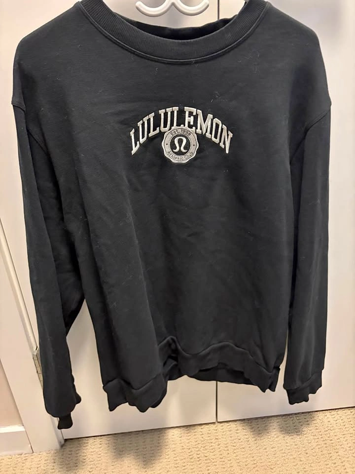 Lululemon Sweatshirt