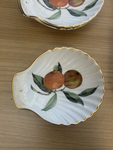 Vintage Royal Worcester Evesham Gold Shell Dishes - Set of 4