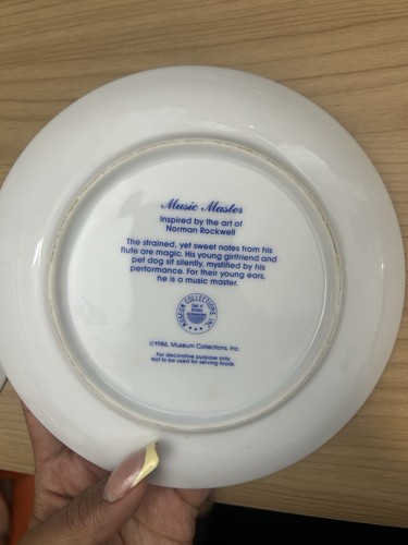 Norman Rockwell Collector Plates (Set of 2) - photo 4