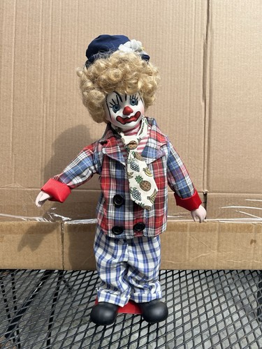 Vintage 1990 Brinn’s Collectible Edition Porcelain Clown Doll