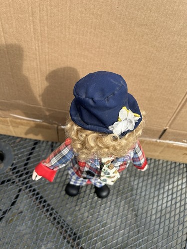 Vintage 1990 Brinn’s Collectible Edition Porcelain Clown Doll - photo 5