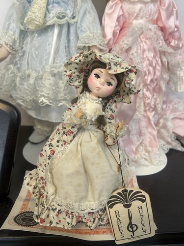 Vintage Bradley Dolls Michelle Musical Doll Korea Original Tag