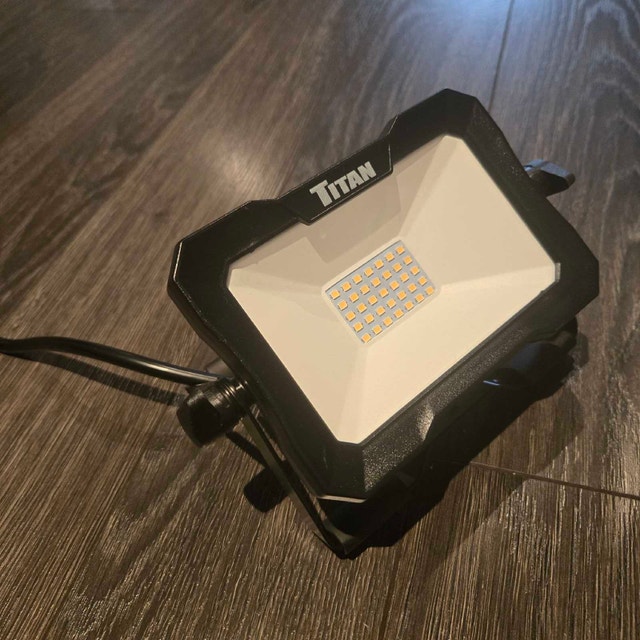 Titan LED Work Light