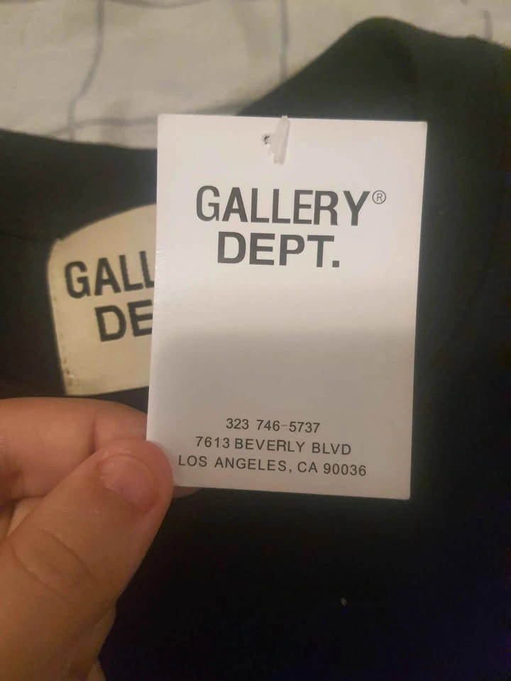 Gallery Debt T-shirt - photo 3