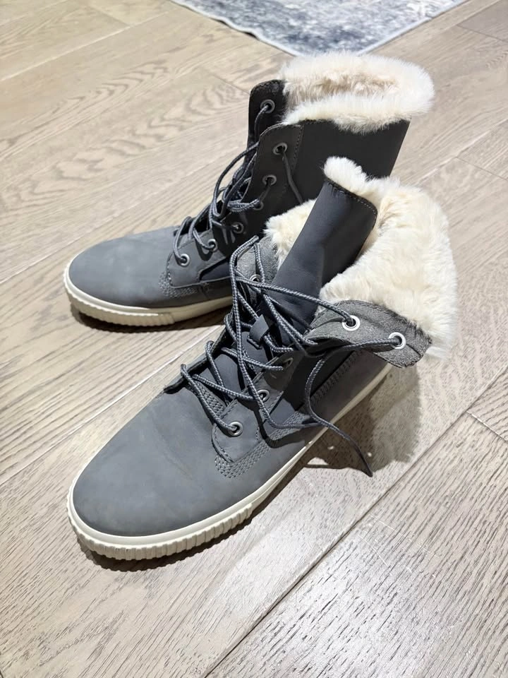 Timberland Skyla Bay Fleece Fold-Down Boots - Women's Size 9 - photo 2