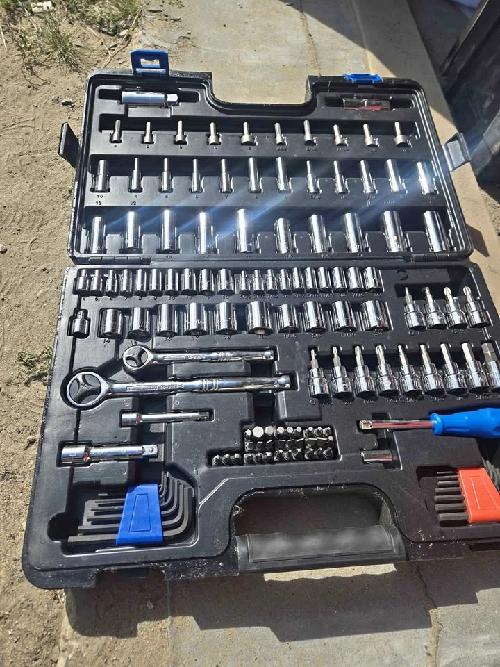 Socket set