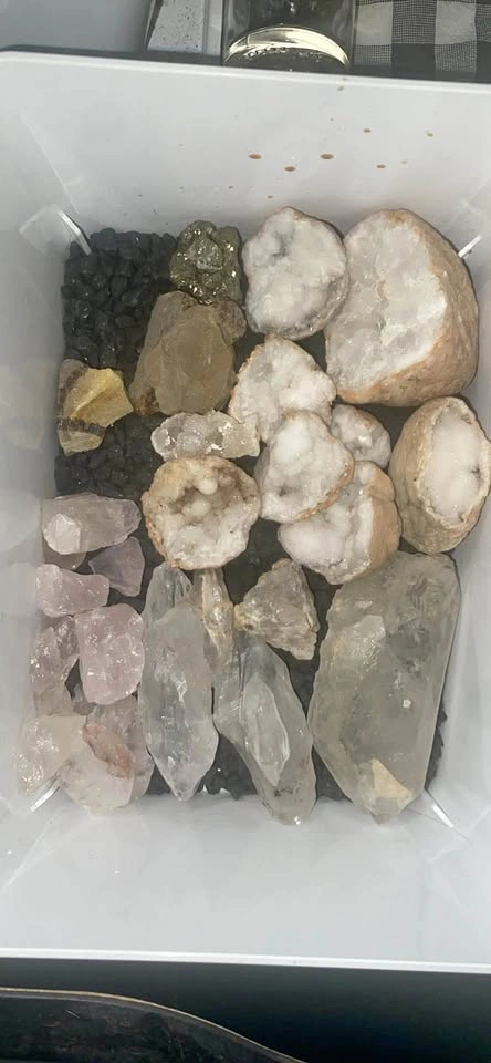 Quartz, polishes and geode