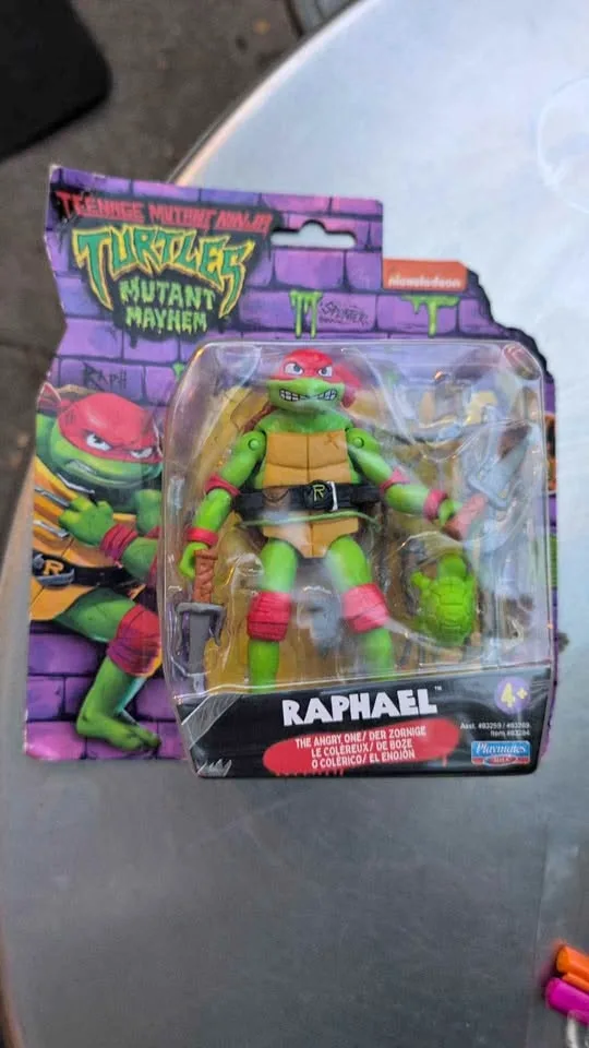 TMNT Teenage Mutant Ninja Turtles Raphael BNIB