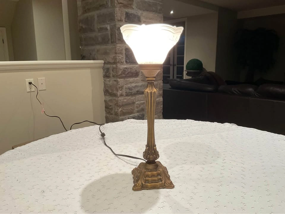 Vintage Torchiere Table Lamp Scalloped Frosted Glass Shade - photo 3