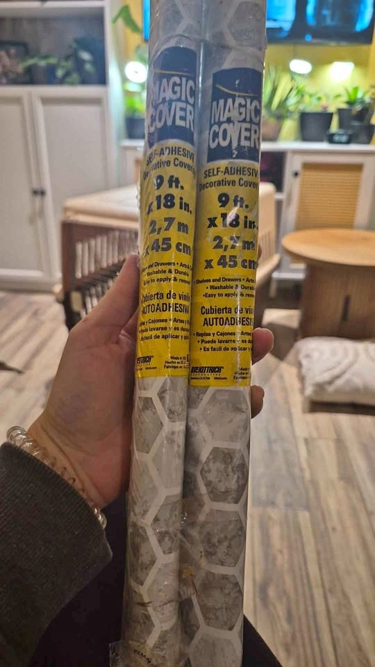 Shelf liner