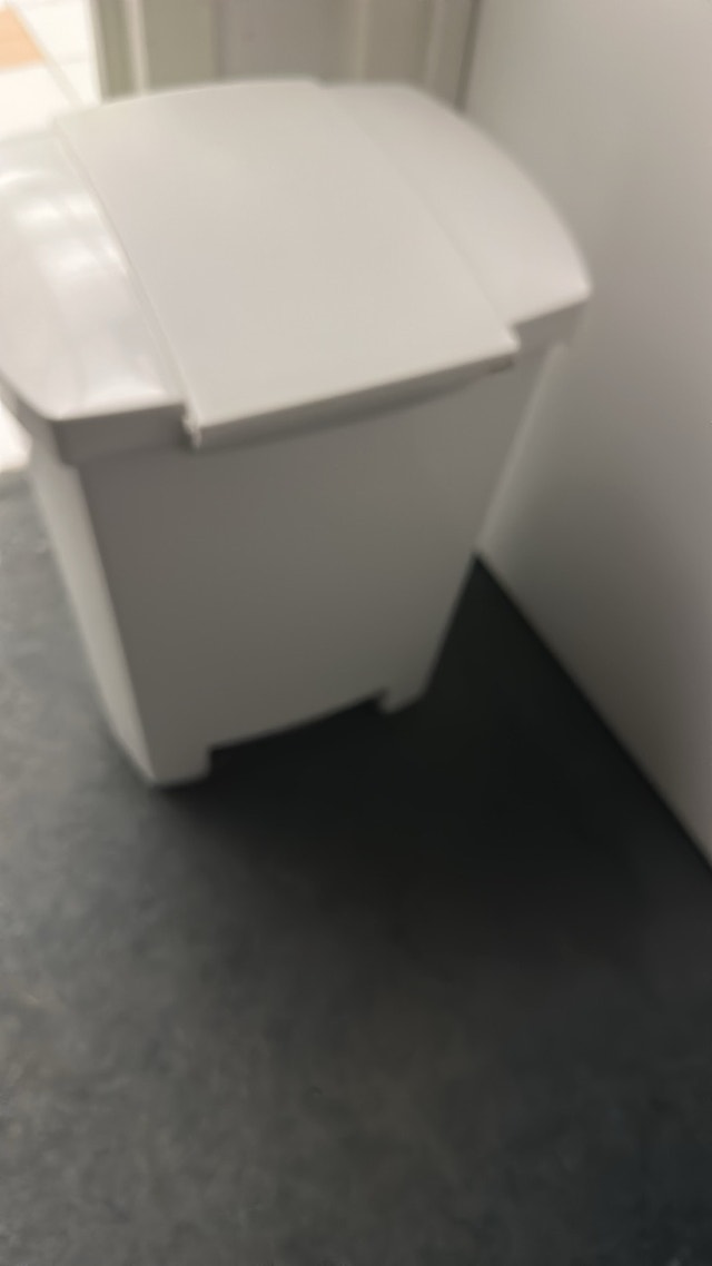 Swing Top Waste Bin
