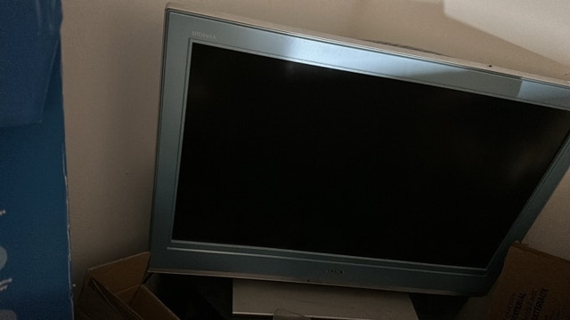 Sony Bravia Television - photo 2