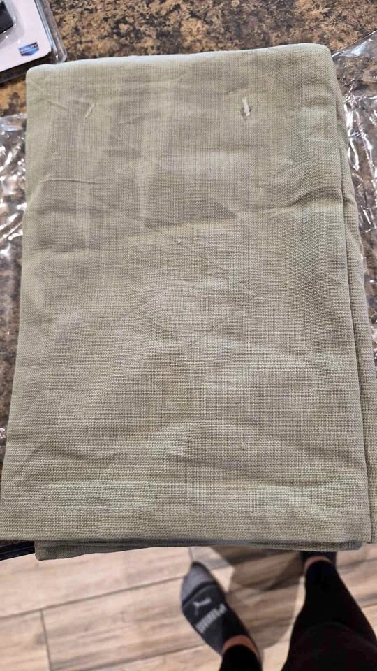 Set of 6 soft green linen napkins