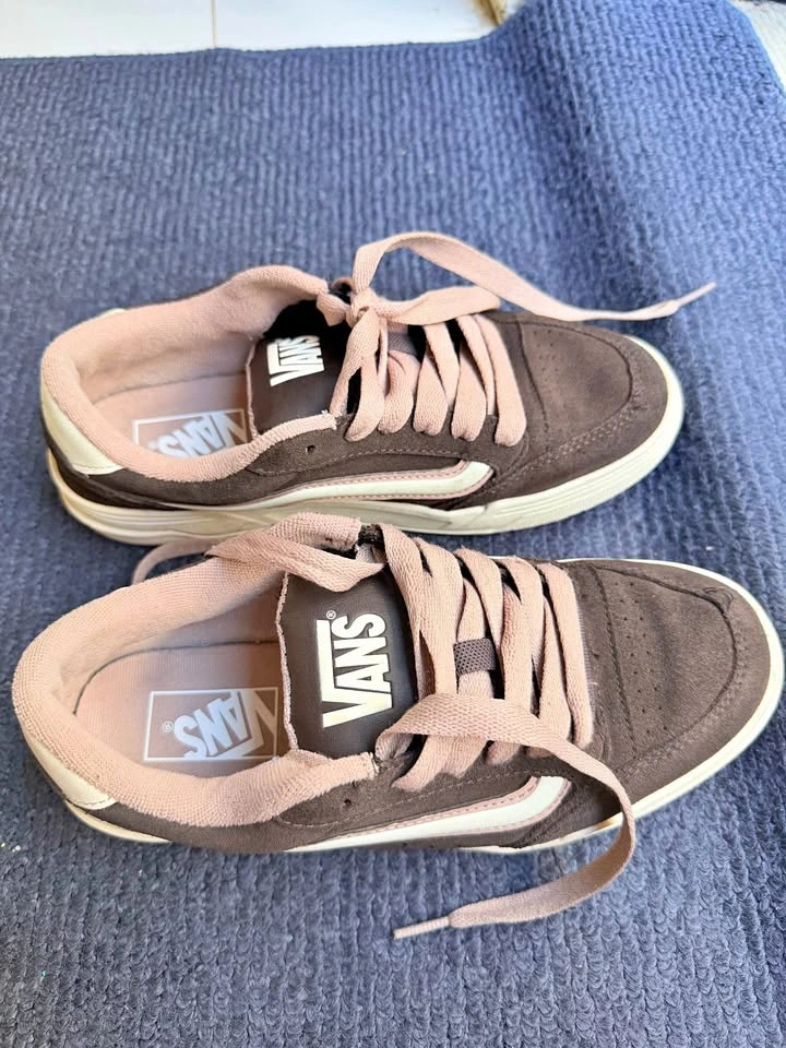 Vans Hylane Unisex Sneakers