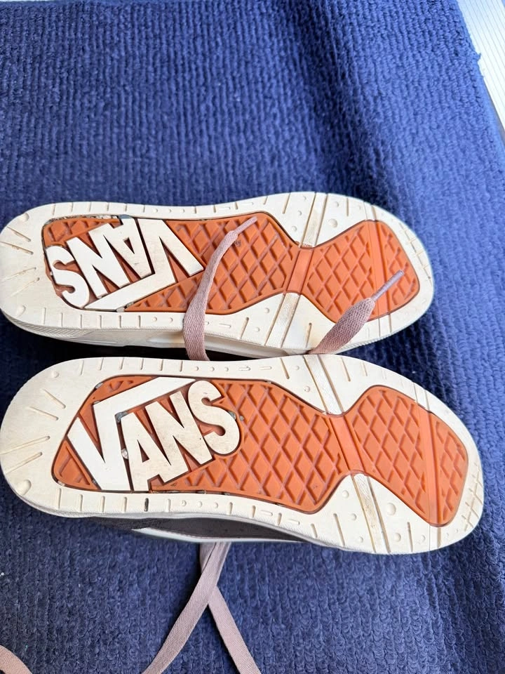 Vans Hylane Unisex Sneakers - photo 4