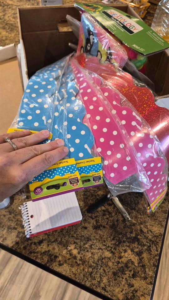 Mixed box teacher/craft stuff - photo 3