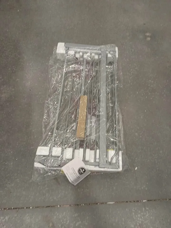 REGALO EASY STEP WALK-THRU METAL SAFETY GATE image indicator(3)