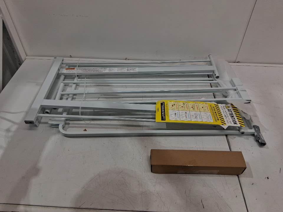 NEW PRESSURE MOUNT REGALO EXTRA WIDE SAFETY GATE - photo 3