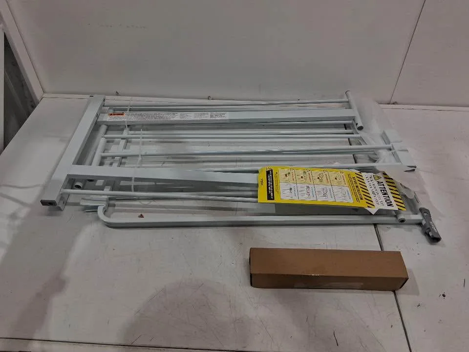 NEW PRESSURE MOUNT REGALO EXTRA WIDE SAFETY GATE image indicator(3)