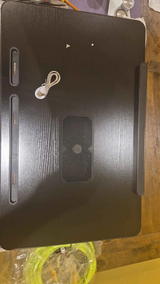 Adjustable laptop table with fan - photo 3