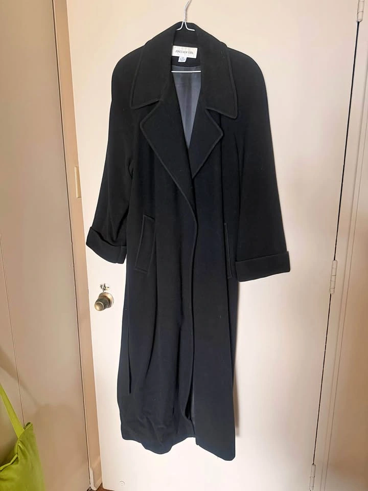 🧥 Elegant Long (Maxi) Black Coat – Jones New York – Size 12 ❄️
