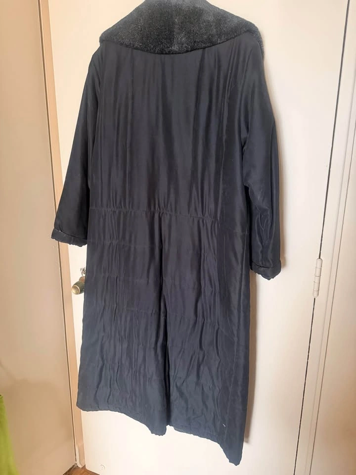 Black Long Winter Coat Apropos – Faux Fur Collar – Size L/G - photo 3