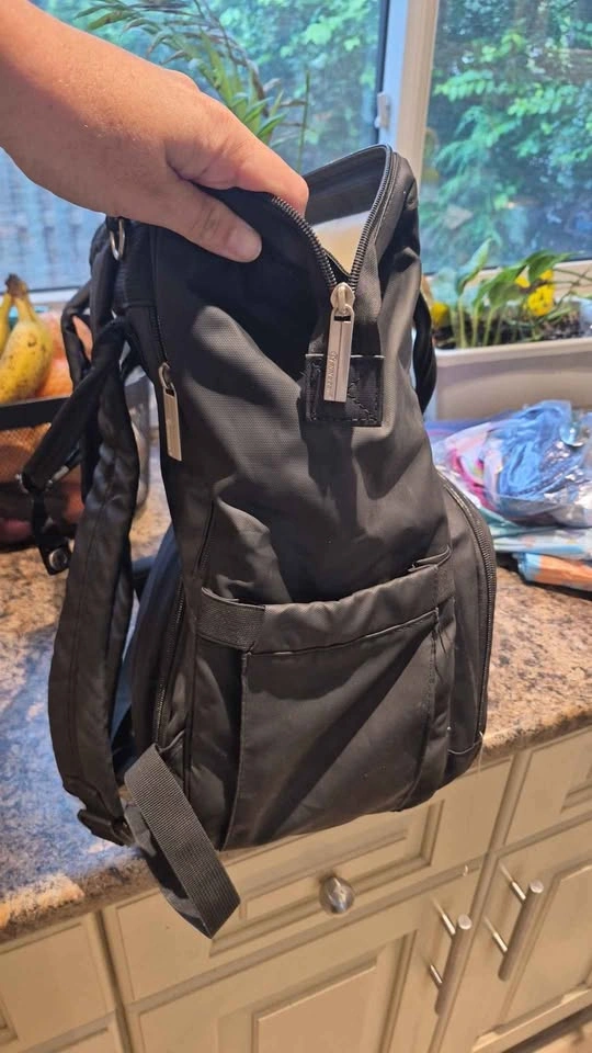 Diaper bag backpack - photo 3