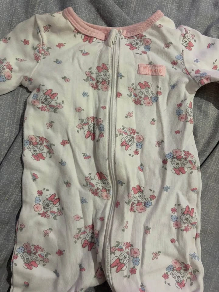 New born baby girl clothes - photo 5