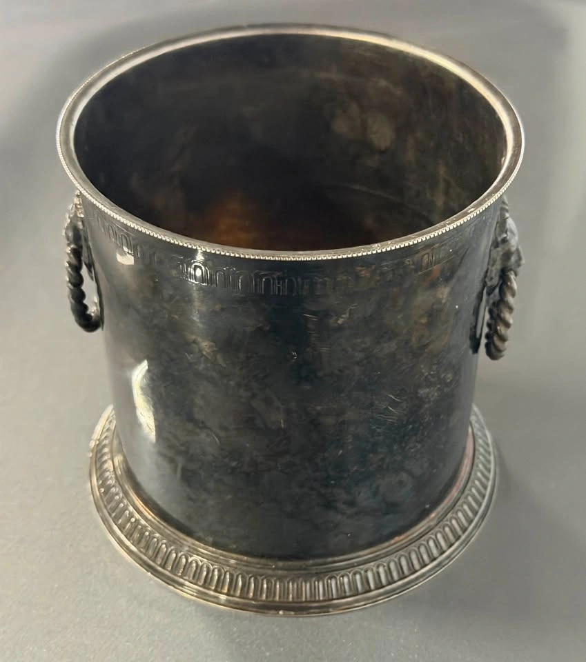 Vintage Silver-Plated Ice Bucket with Lion Head Handles - photo 2
